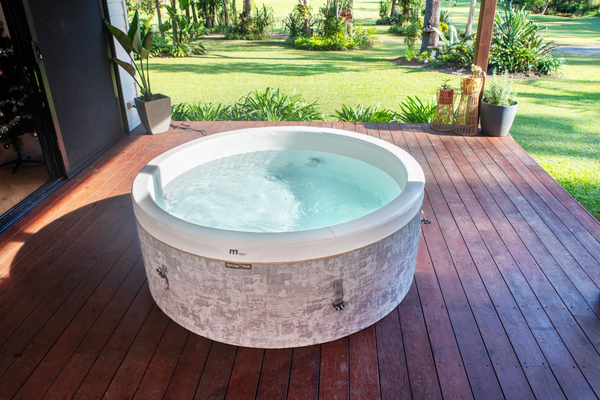 MSpa Cocoon Verto 6-Person Rigid Hot Tub with 138 Air Jets