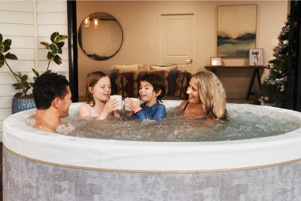 MSpa Cocoon Verto 6-Person Rigid Hot Tub with 138 Air Jets