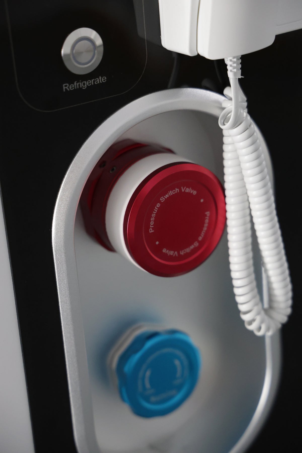 TimePod Ultra 2™ 2-Person Hyperbaric Chamber | PrimeVivre