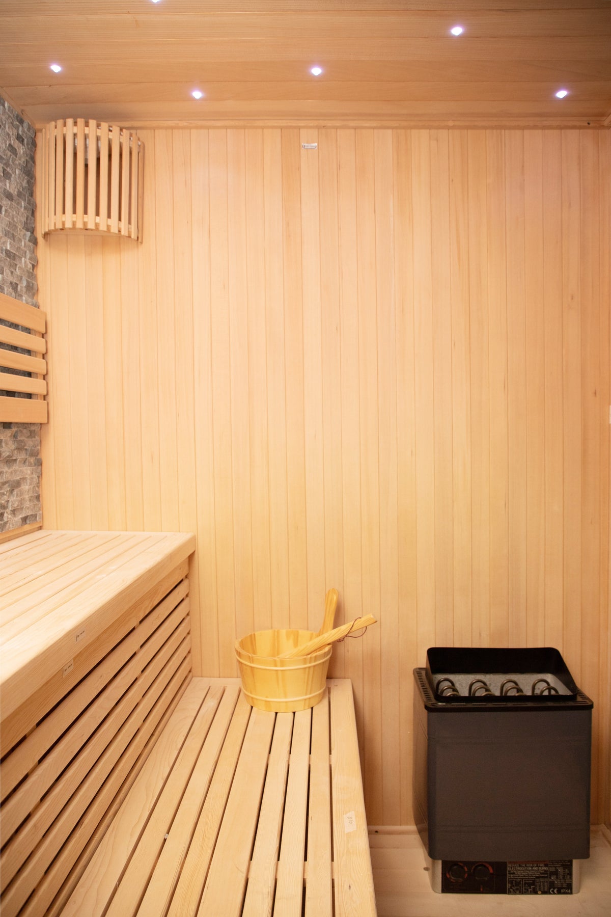 NiceBeam 1-2 Person Full-Body Premium Canadian Hemlock Infrared Sauna with Red Light
