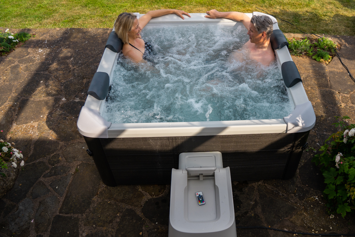 MSpa Oslo Frame Series 6-Person Rigid Hot Tub with Hydro Jets and LED Lighting
